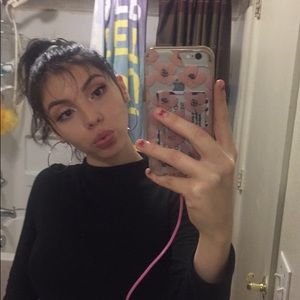 Meet your Posher, Valeria